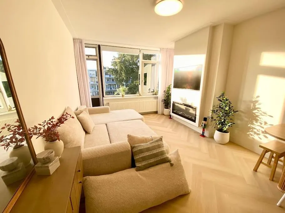 Luxe Apartment Station Zuid Amsterdam